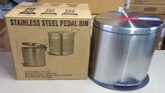 Poubelle à pédale en acier inoxydable 11 L